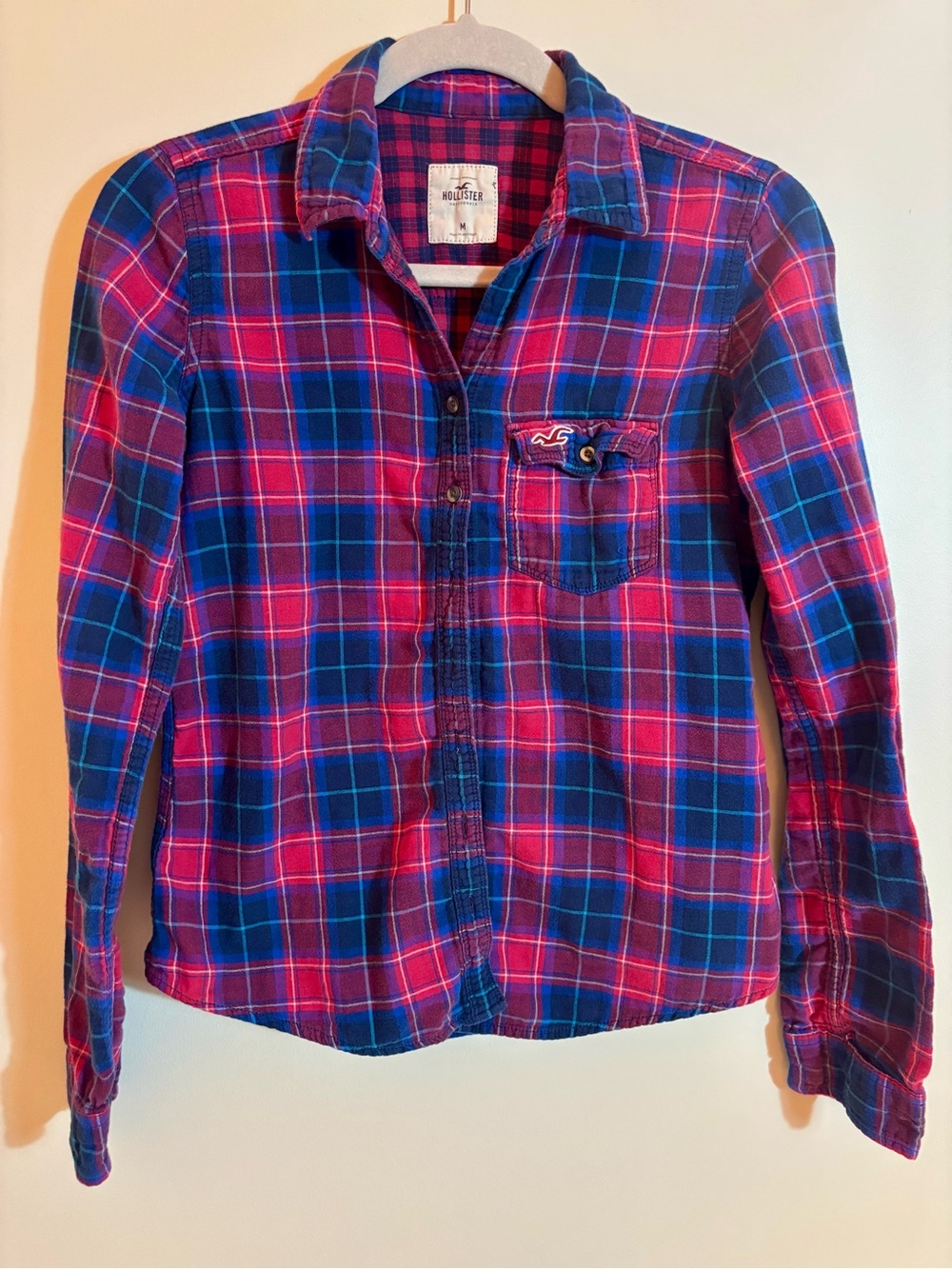 Hollister Y2K Style Pink & Blue Plaid Button-Up Shirt size Medium